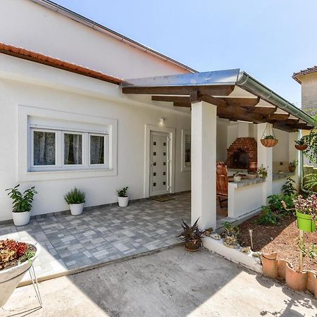 Apartment Yula Задар Екстериор снимка