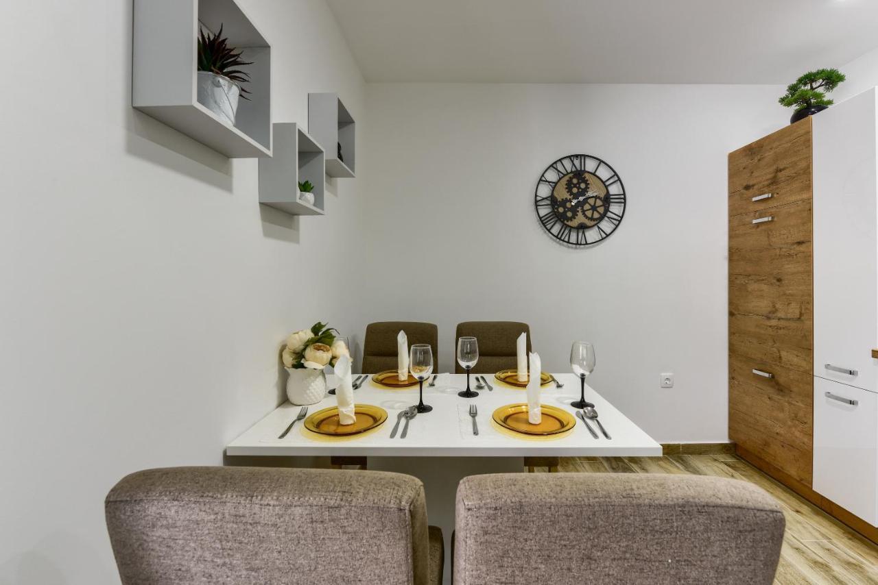 Apartment Yula Задар Екстериор снимка