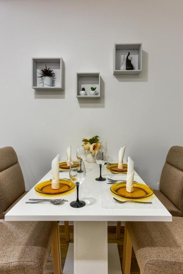 Apartment Yula Задар Екстериор снимка