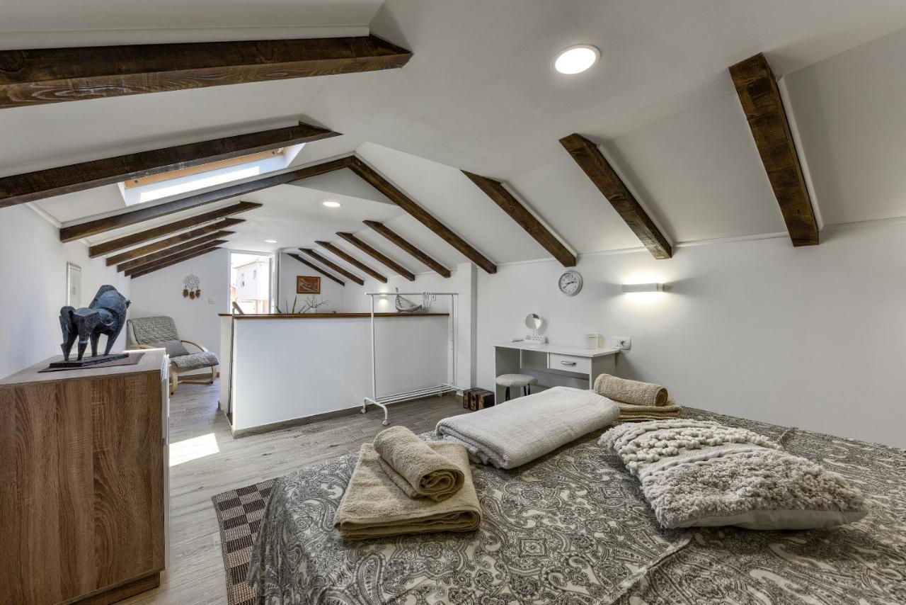 Apartment Yula Задар Екстериор снимка